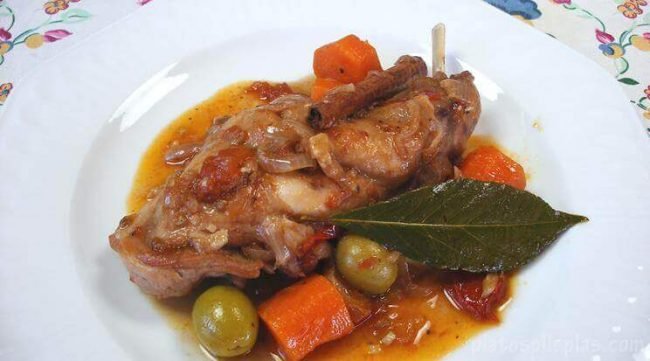 Conejo-con-aceitunas