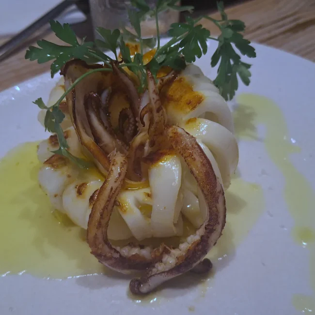 Calamar plancha Laurel gastrobar 0004 calamar plancha